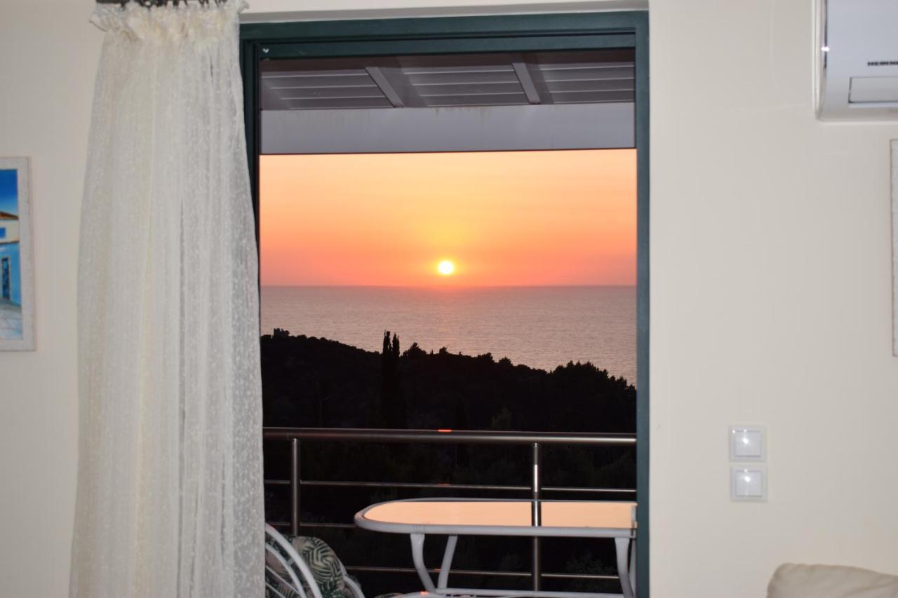 Villa Thetis With Private Pool Where The Sunsets Fade Away Áyios Nikítas エクステリア 写真