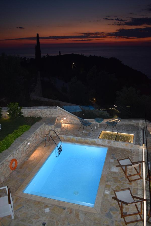 Villa Thetis With Private Pool Where The Sunsets Fade Away Áyios Nikítas エクステリア 写真