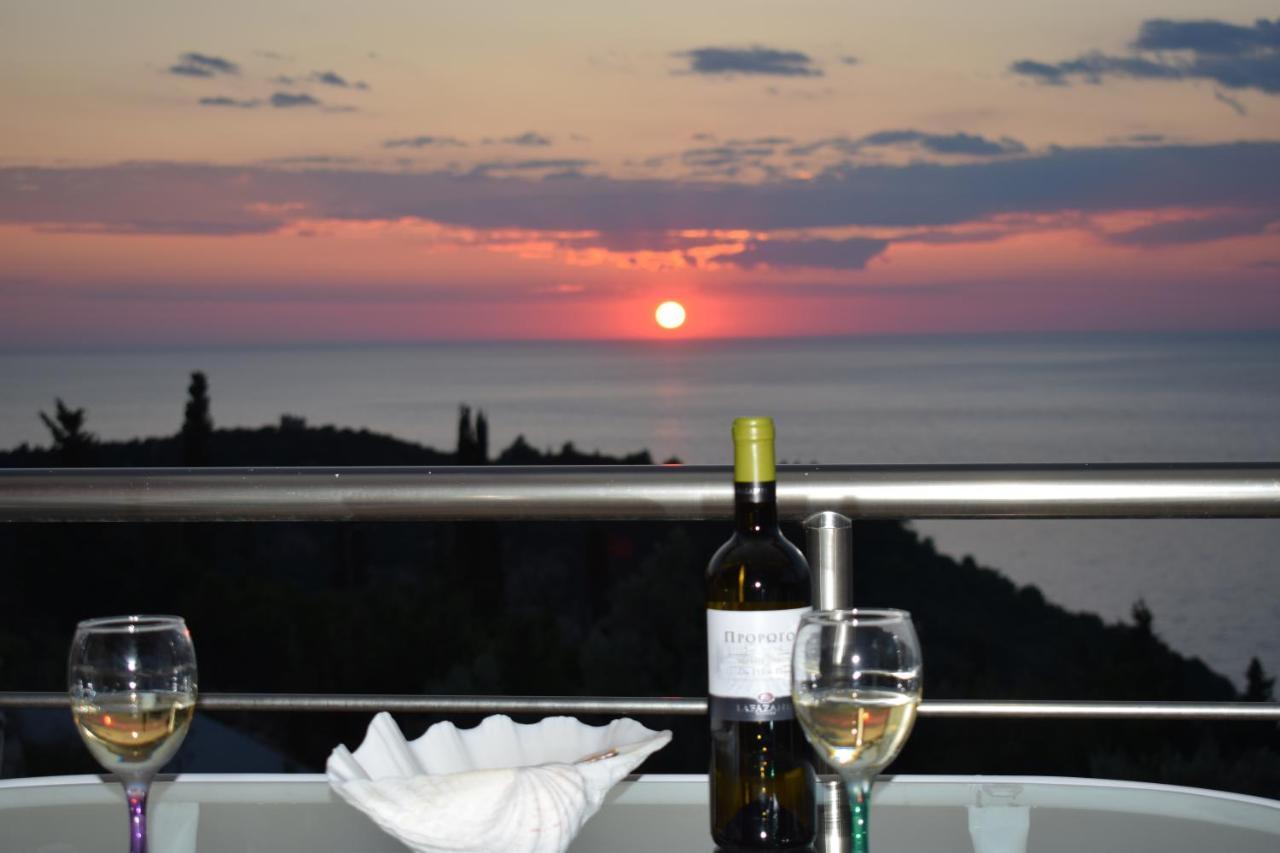 Villa Thetis With Private Pool Where The Sunsets Fade Away Áyios Nikítas エクステリア 写真