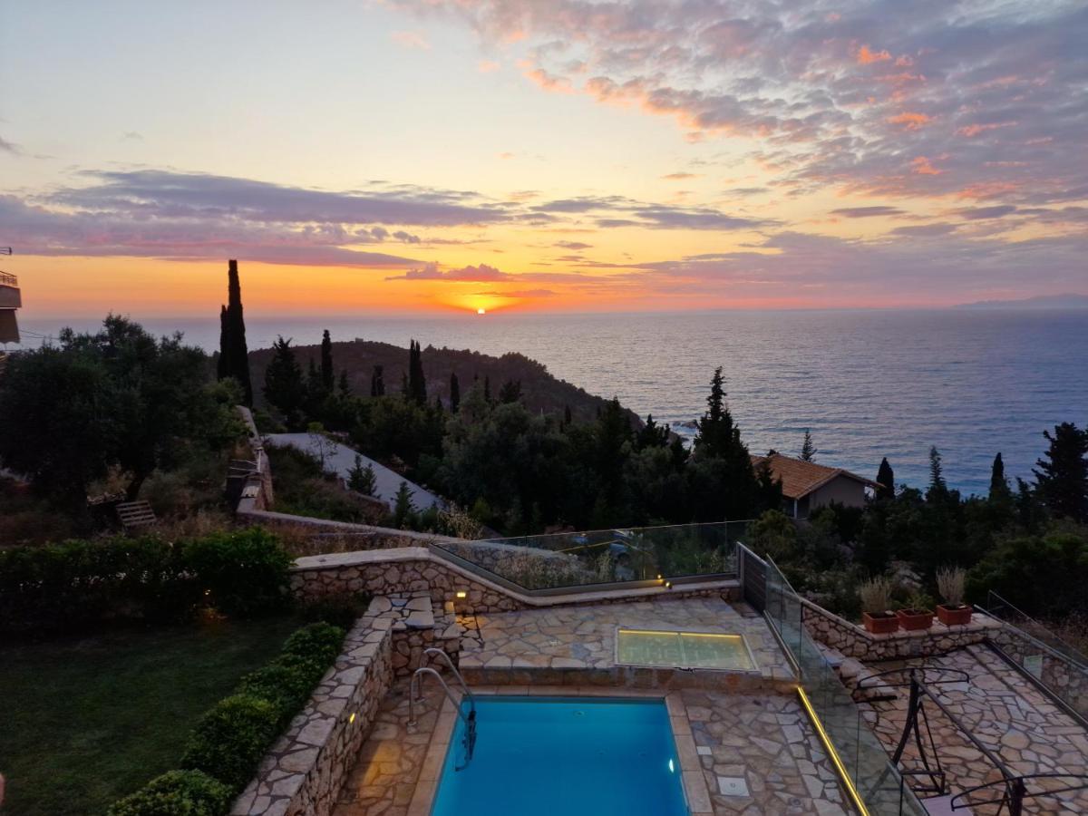 Villa Thetis With Private Pool Where The Sunsets Fade Away Áyios Nikítas エクステリア 写真