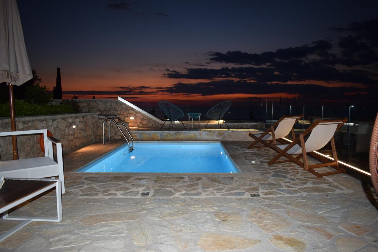 Villa Thetis With Private Pool Where The Sunsets Fade Away Áyios Nikítas エクステリア 写真